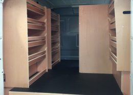 Aménagement bois, casier, tiroir et caisse