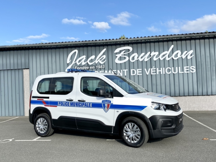 jack bourdon - police municipale - Peugeot rifter