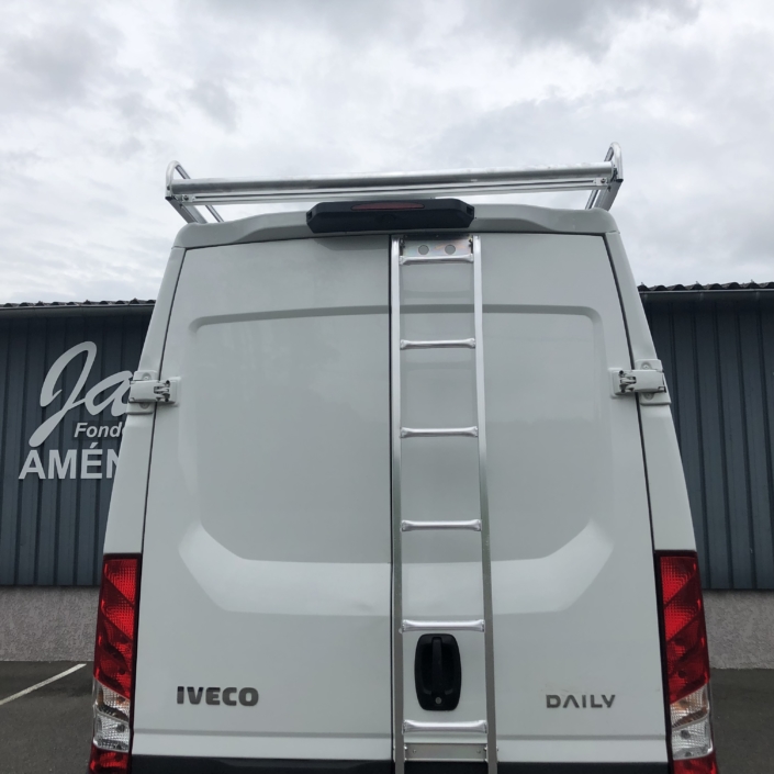 Jack Bourdon - Galerie Aluminium - Iveco Daily